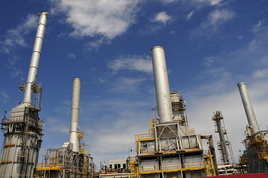 Refiner&iacute;a petrolera