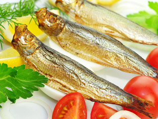 Sprotten auf gekochtem Ei