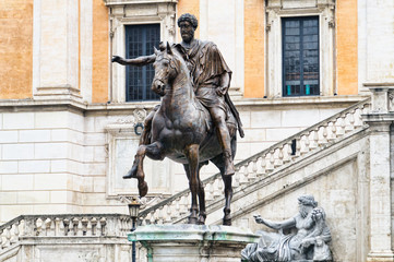Obraz premium Marcus Aurelius in Piazza del Campidoglio in Rome