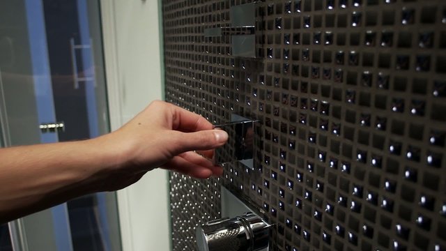 Dusche anschalten