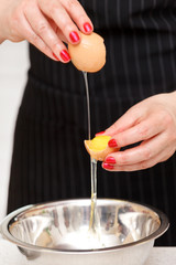 break an egg by dish