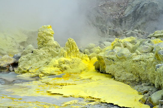 soufre nature volcan