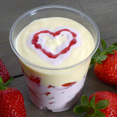 Herz auf Joghurt