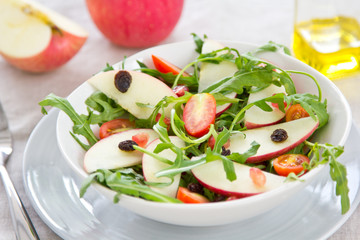 Apple,Pomegranate and Rocket salad