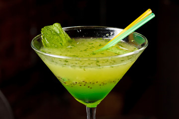 cocktail with kiwi
