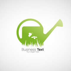 vecteur, arrosoir vert © M.studio