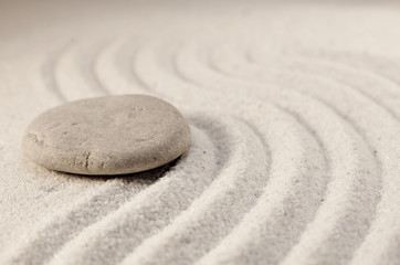 Fototapeta na wymiar żwir na medytacji piasku