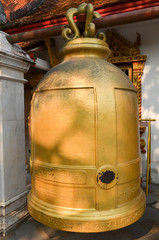 Cloche au temple de Wat Phrathat Doi Suthep
