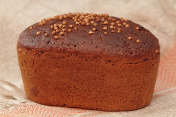 Rye bread with coriander seeds