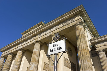 Platz des 18. März und Brandenburger Tor