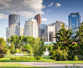 Obraz premium View of downtown from near by park