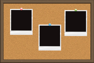 Fototapeta premium Cork board with photo cards.