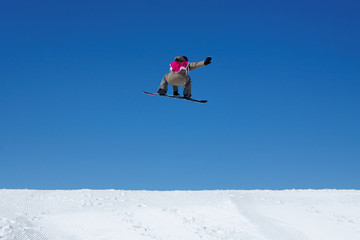 Naklejka na ściany i meble Saut extr?me pl snowboard (slopestyle)
