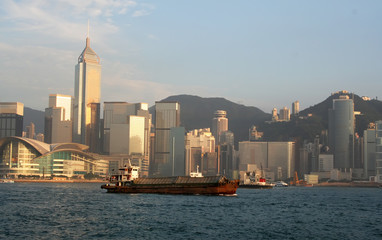 Fototapeta na wymiar Hong Kong harbour on sunset