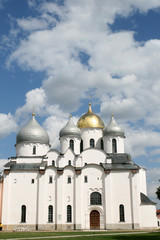 Fototapeta na wymiar Saint Sophia Cathedral w Wielkiej Nowogrodu Rosji
