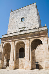 Fototapeta na wymiar Great tower. Cisternino. Puglia. Italy.