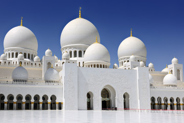 Obraz premium Sheikh Zayed Bin Sultan Al Nahyan Mosque, Abu Dhabi
