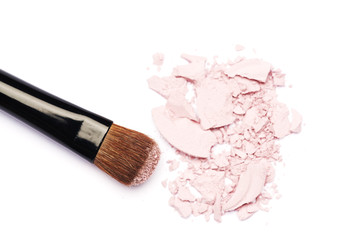Obraz na płótnie Canvas Make-up brush with pink eyeshadow