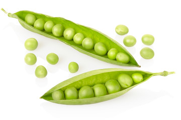 Green peas on white, clipping path included