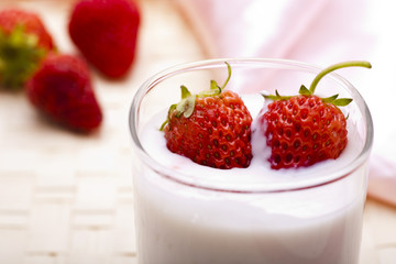Strawberry yoghurt
