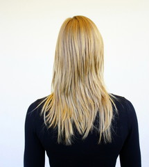Naklejka premium coupe de cheveux blonds dégradés