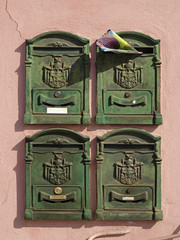 Gr&uuml;ne Briefk&auml;sten in Italien - postboxes in Italy