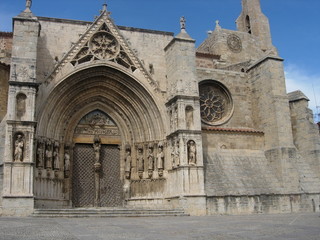 Naklejka premium Church in Tarazona