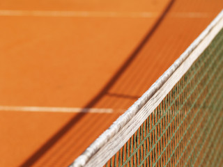Tennisplatz Netz und Schatten 14
