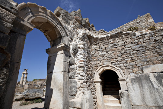 Gate in Odeion