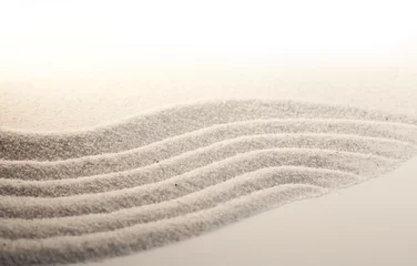 Entwurfszeichnung im weißen Sand © auryndrikson