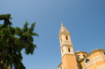 Fototapeta na wymiar Kirche in Imperia - Italien