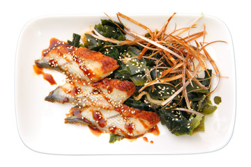 sashimi unagi on rectangular plate