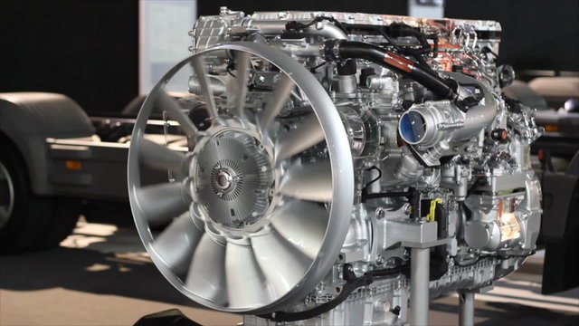 heavy truck engine