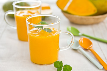 Mango smoothie