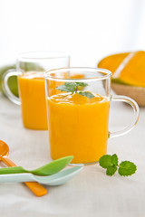 Mango smoothie