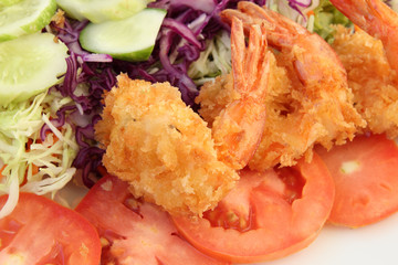 fried shrimp with vegetable