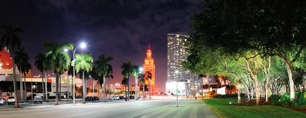 Fototapete Rund Miami downtown street panorama © rabbit75_fot