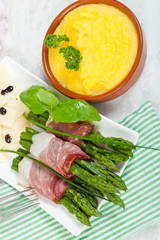 Asparagus with speck