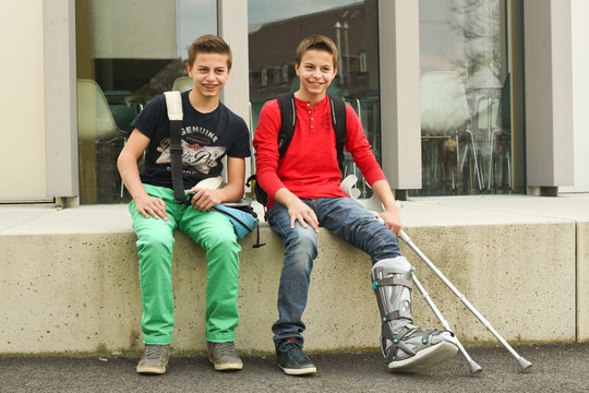 Jungs an der Schule 14.04.12