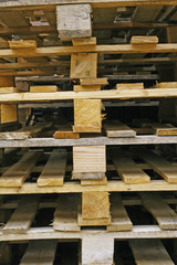 wood pallets for the storage of the goods