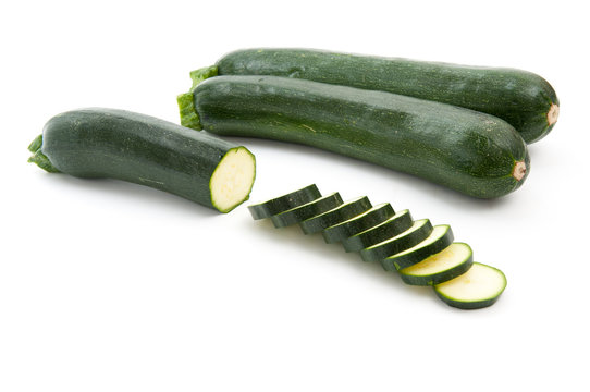 Zucchini in Scheiben geschnitten