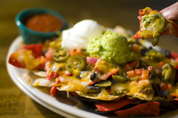 Nachos with cheese and guacamole - 40391140