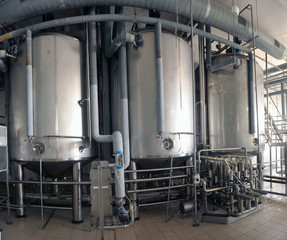 Dairy industry machiner