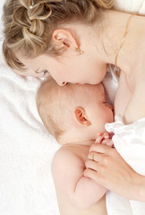 Obraz na płótnie Canvas breastfeeding