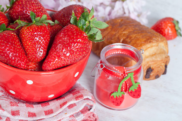 Strawberries and croissant