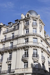 Fototapeta na wymiar Immeuble du quartier de Passy à Paris