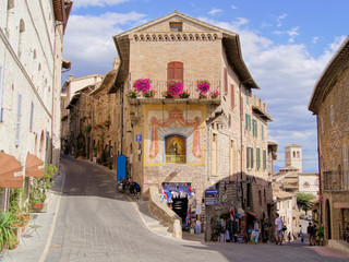 Streets of Assisi - obrazy, fototapety, plakaty