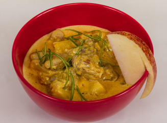 Yellow Curry Chicken (Massaman Curry Chicken)