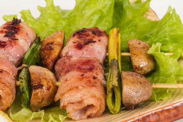 Bacon wrapped grilled Scallops with mushrooms and bacon