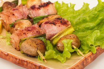 Bacon wrapped grilled Scallops with mushrooms and bacon